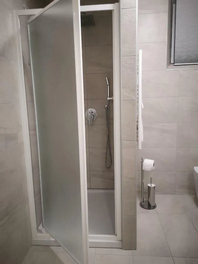 Bgy Central Apartments بيرغامو بيت للعطل